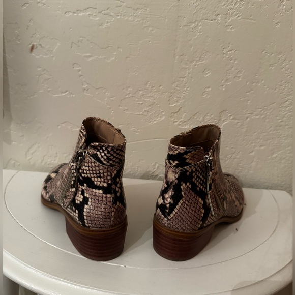 Aldo Leather Snakeskin Ankle Boots size 7.5 - Picture 5 of 11